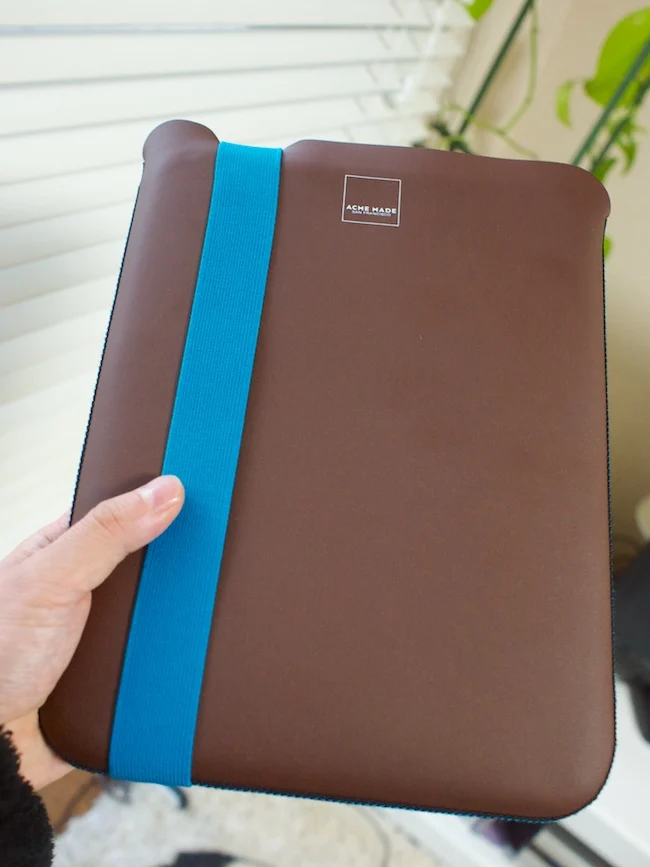 剥き身のままでiPad Airを使いたい僕はBay Street Sleeveを選んだのであった