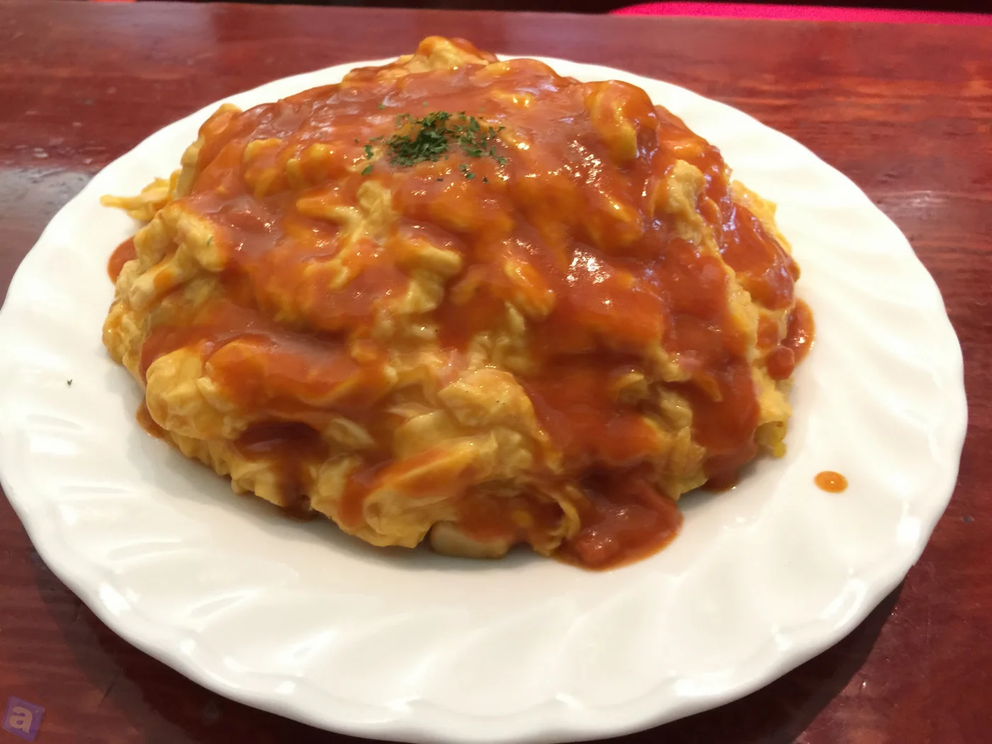 タベルナ ラ グロッタで全然控えてないオムライスを食べた